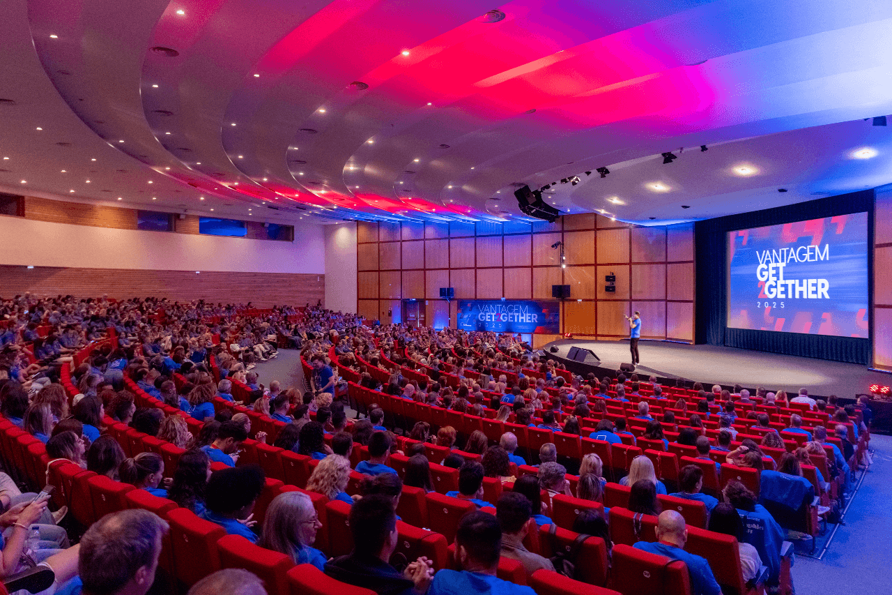 RE/MAX + Grupo Vantagem anuncia presença no WEB SUMMIT 2025